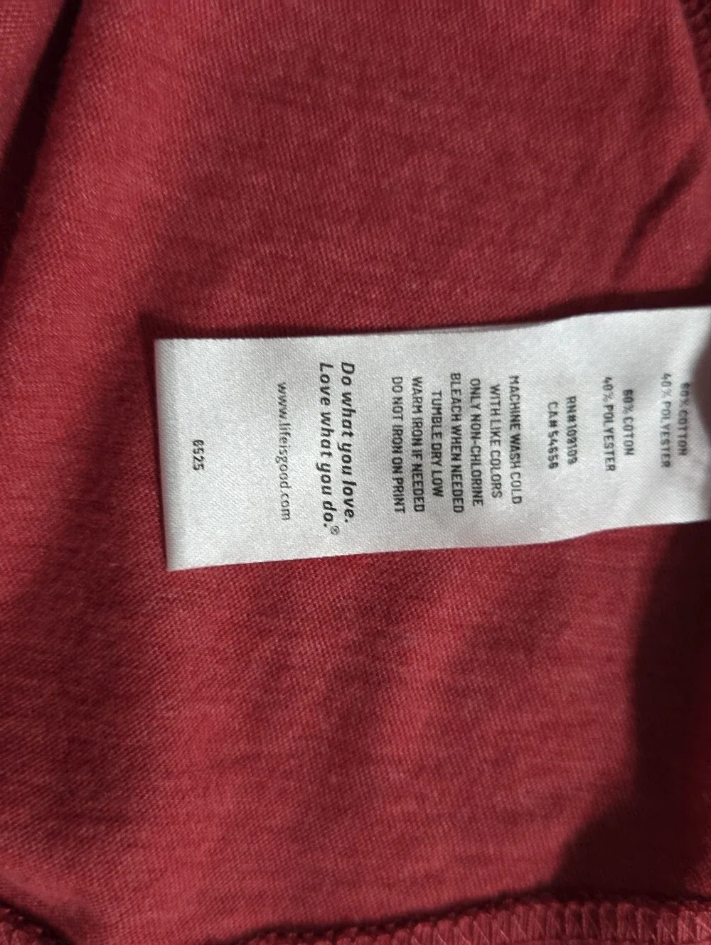 Life Is Good Red Long-Sleeve Pet Tee with Playful Dog Graphic. L. NWT